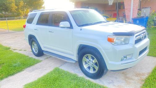 Photo 3 of 30 of 2013 Toyota 4Runner SR5