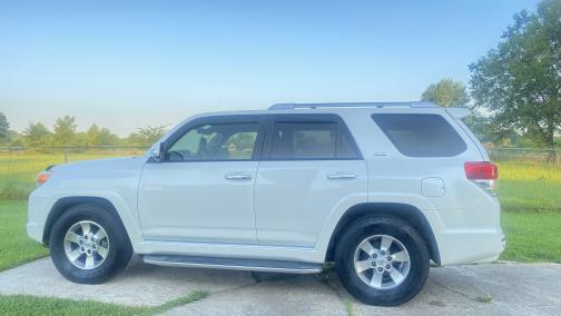 Photo 5 of 30 of 2013 Toyota 4Runner SR5