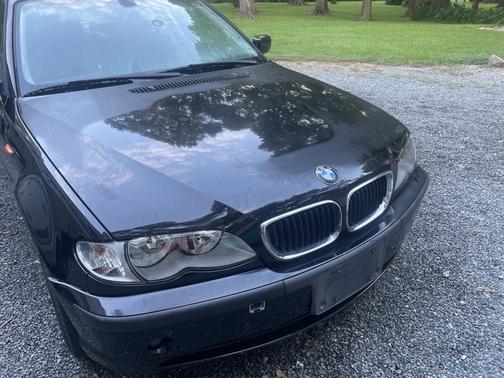 2005 BMW 325 i