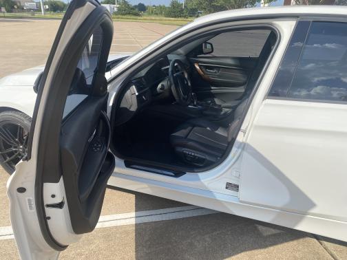 2015 BMW 328 i