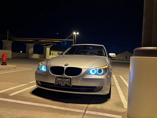 Silver 2008 BMW 535 i