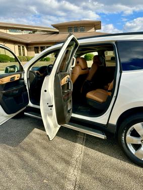 2014 Chevrolet Traverse LTZ