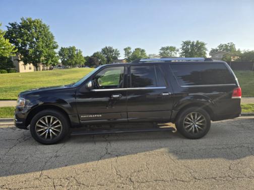 2017 Lincoln Navigator L Select