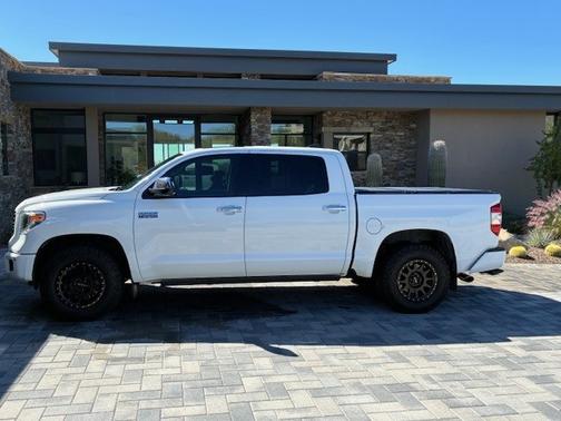 2020 Toyota Tundra Platinum