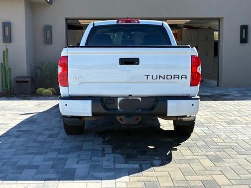 2020 Toyota Tundra Platinum