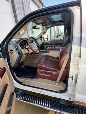 White 2011 Ford F-450 King Ranch