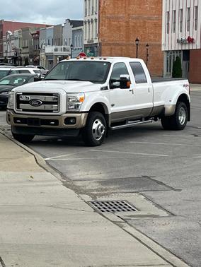 White 2011 Ford F-450 King Ranch