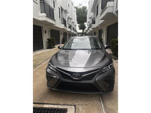 2019 Toyota Camry SE