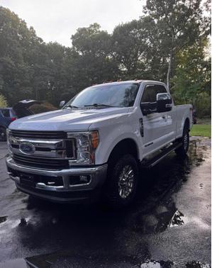 White 2017 Ford F-250 XLT