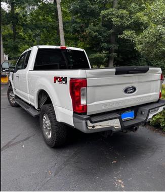 White 2017 Ford F-250 XLT