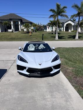 White 2024 Chevrolet Corvette Stingray w/2LT