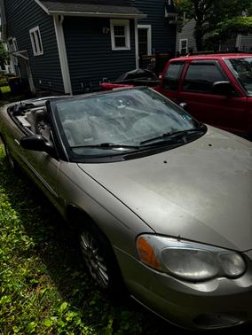 Gold 2005 Chrysler Sebring Touring