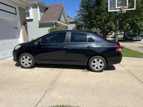 2007 Toyota Yaris Base