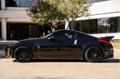 Black 2006 Nissan 350Z Touring
