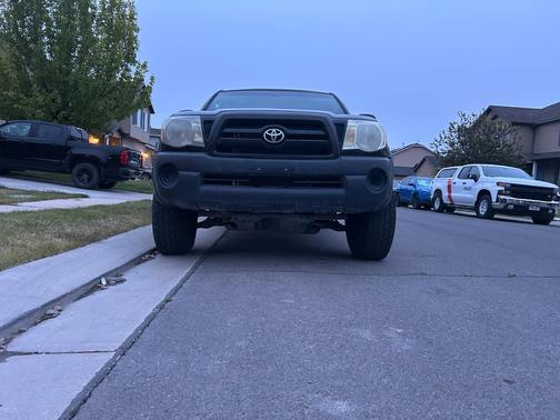 Black 2009 Toyota Tacoma Access Cab