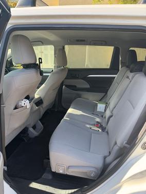 2018 Toyota Highlander LE
