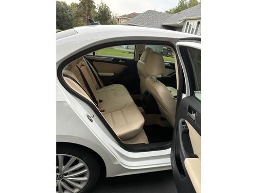 2015 Volkswagen Jetta Auto SE w/Connectivity