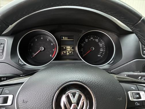 2015 Volkswagen Jetta Auto SE w/Connectivity