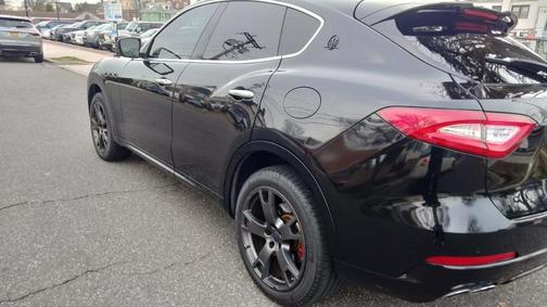 Black 2018 Maserati Levante S GranSport
