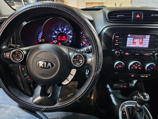 2015 Kia Soul Base