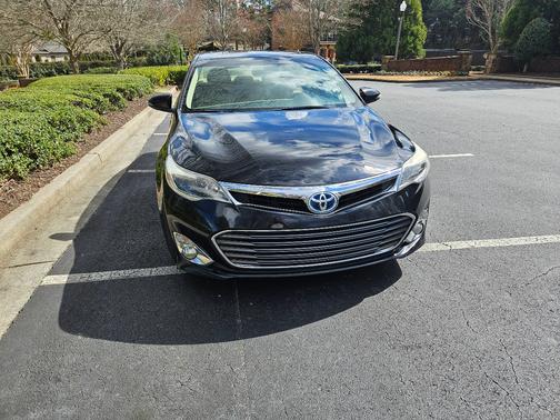 Black 2013 Toyota Avalon Hybrid XLE Touring