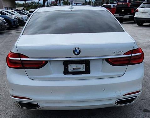 White 2016 BMW 740 i