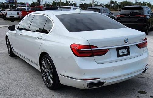 White 2016 BMW 740 i