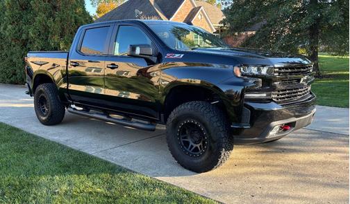 Black 2021 Chevrolet Silverado 1500 LT Trail Boss