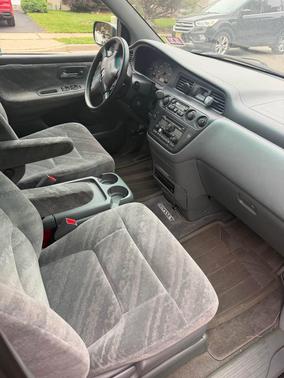 Gray 2004 Honda Odyssey EX