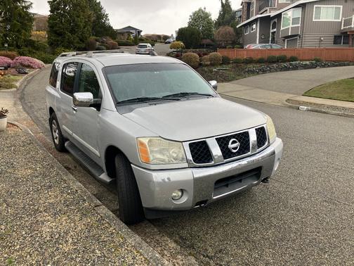 2004 Nissan Armada LE
