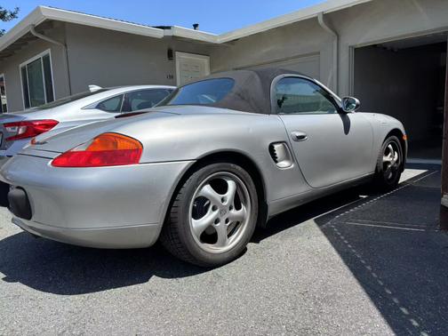 1999 Porsche Boxster Base