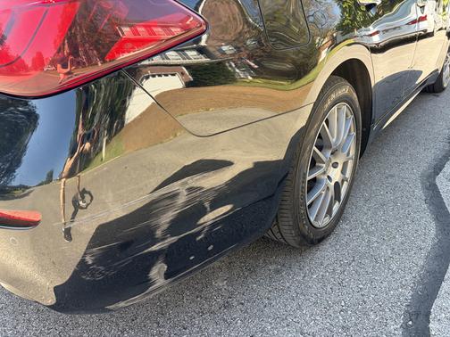 Black 2015 INFINITI Q70 3.7