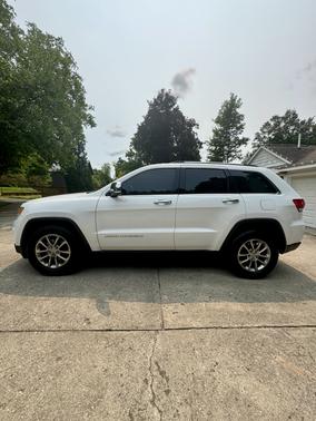 White 2015 Jeep Grand Cherokee Limited