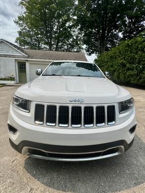 White 2015 Jeep Grand Cherokee Limited