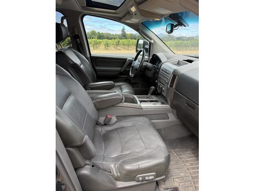 2006 Nissan Titan LE Crew Cab