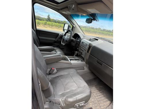 2006 Nissan Titan LE Crew Cab