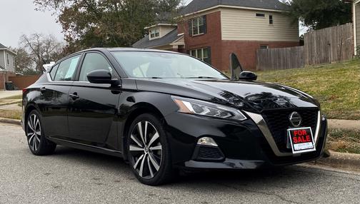 2022 Nissan Altima 2.5 SR