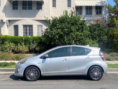 2015 Toyota Prius c Three