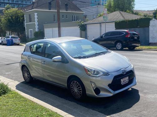 2015 Toyota Prius c Three