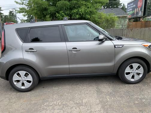 2016 Kia Soul Base