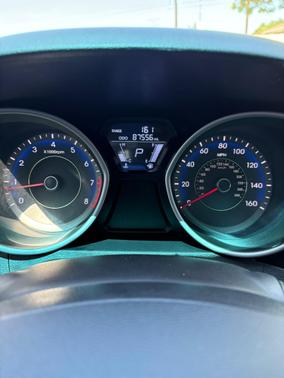 2012 Hyundai ELANTRA Limited