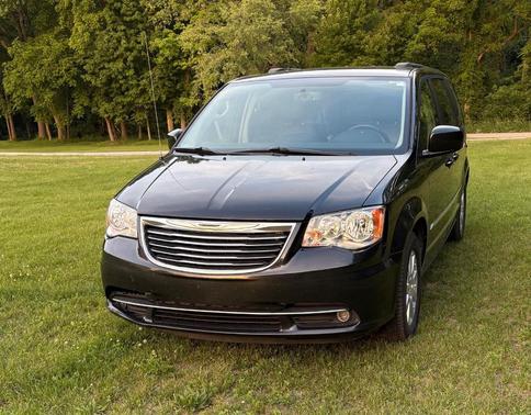 Black 2016 Chrysler Town & Country Touring