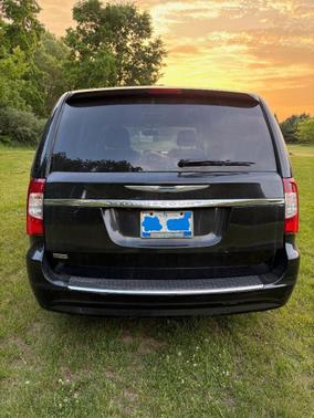 Black 2016 Chrysler Town & Country Touring