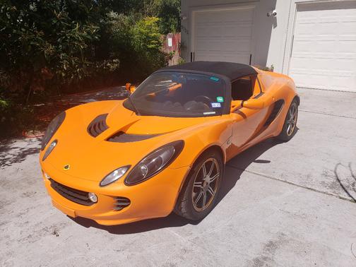 2006 Lotus Elise Base