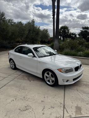 White 2012 BMW 128 i