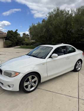 White 2012 BMW 128 i