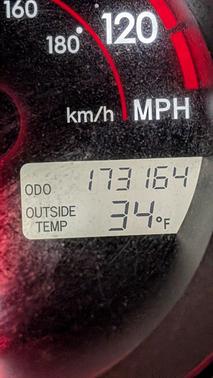 2004 Pontiac Vibe Base