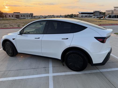 White 2026 Tesla Model Y RWD
