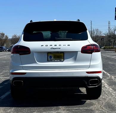 2016 Porsche Cayenne Cayenne