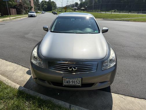 2009 INFINITI G37 x